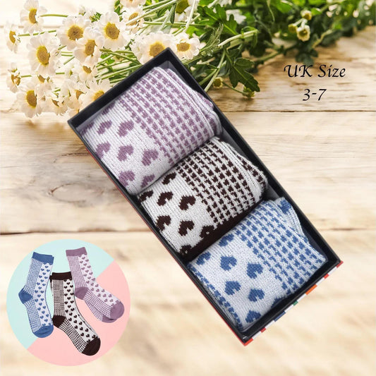 Ladies Seamless Soft Comfort Set of 6 Heart Pattern Crew Socks Premium Quality Gift for Her comes with a gift bag
