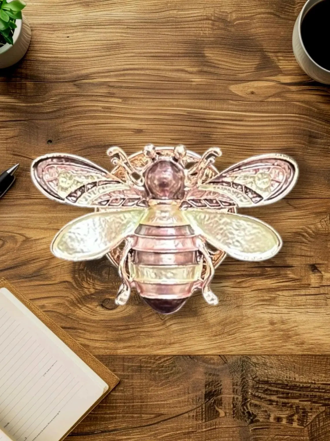 Bee Magnetic Brooch  Nickel & Lead-Free Accessory