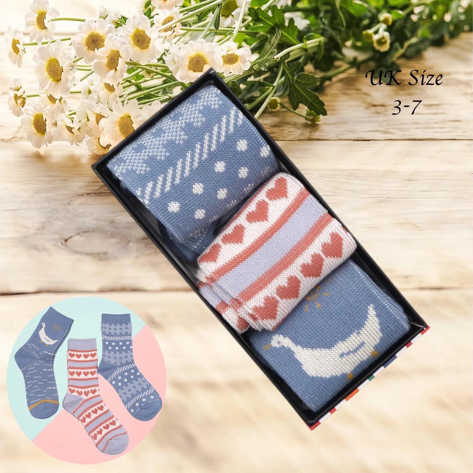 Ladies Seamless Soft Comfort Set of 6 Duck Heart Dots Pattern Crew Socks Premium Quality Gift for Her comes with a gift bag